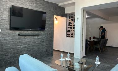 GARDEN HOUSE CON TERRAZA Y JARDIN PRIVADO EN 5A SECC DE LOMAS VERDES