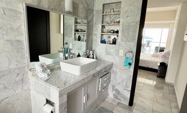 Hermoso PH a pie de playa con la mejor vista de Acapulco