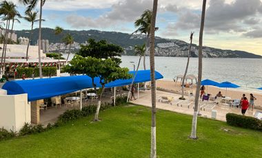 Hermoso PH a pie de playa con la mejor vista de Acapulco