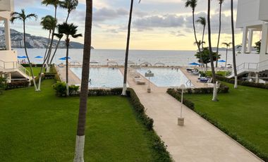 Hermoso PH a pie de playa con la mejor vista de Acapulco