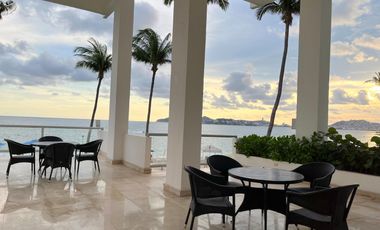 Hermoso PH a pie de playa con la mejor vista de Acapulco