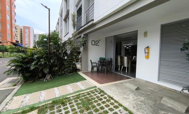ALQUILO EXCELENTE CASA EN CONDOMINIO TRIPLANTA AL SUR DE CALI EN CIUDAD MELENDEZ.