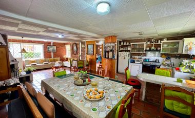 Propiedad en Venta en Charasol Avenida 16 de Abril