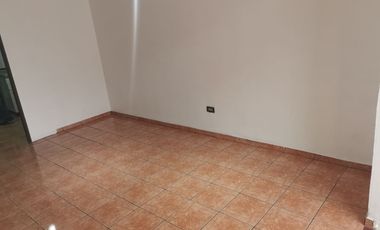 Villa El Abrazo Maipú Vende Preciosa Casa 2 Pisos 4D 2B Estacionamientos Terraza