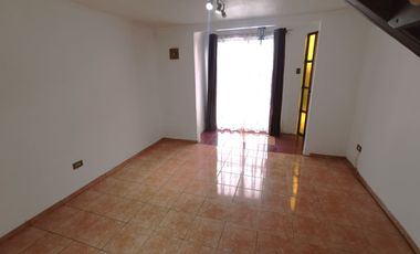 Villa El Abrazo Maipú Vende Preciosa Casa 2 Pisos 4D 2B Estacionamientos Terraza