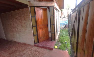 Villa El Abrazo Maipú Vende Preciosa Casa 2 Pisos 4D 2B Estacionamientos Terraza