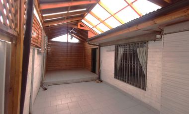 Villa El Abrazo Maipú Vende Preciosa Casa 2 Pisos 4D 2B Estacionamientos Terraza