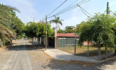 BONITA CASA EN PRIMAVERA DEL REAL EN TECOMAN COLIMA