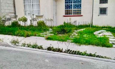 Venta de casa en Fracc carboberas en privada