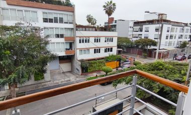 HERMOSO TRIPLEX 208M2 - 4D + JACUZZI + TERRAZA + 2 ESTAC. -SURCO