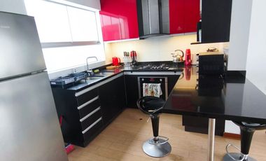 HERMOSO TRIPLEX 208M2 - 4D + JACUZZI + TERRAZA + 2 ESTAC. -SURCO