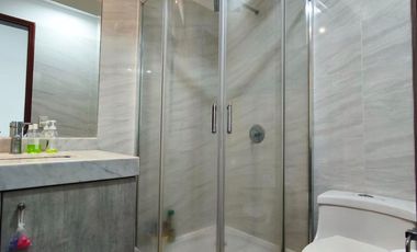 HERMOSO TRIPLEX 208M2 - 4D + JACUZZI + TERRAZA + 2 ESTAC. -SURCO