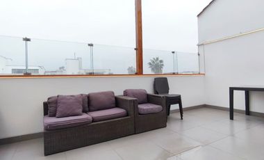 HERMOSO TRIPLEX 208M2 - 4D + JACUZZI + TERRAZA + 2 ESTAC. -SURCO