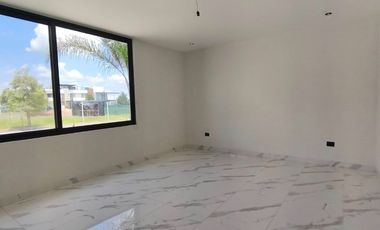 EXCLUSIVA CASA CON ROOFTOP, Zona de lujo total