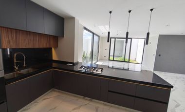 EXCLUSIVA CASA CON ROOFTOP, Zona de lujo total