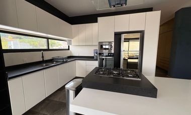 DEPARTAMENTO AMUEBLADO EN OCOLUSEN (PENTHOUSE)