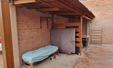 VENTA DE TERRENO de 500 m2 CON CASA de 110 m2 INCLUIDA  EN LURIN