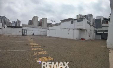 VENTA DE TERRENO PARA PROYECTOS INMOBILIARIOS DE 5,240 M2 - AV. COLONIAL - CERCADO DE LIMA