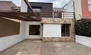 En Venta Casa de 4dormitorios Sector Río Amarillo