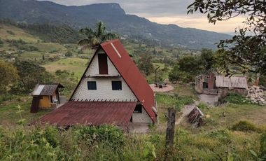 VENDO GRANDIOSA FINCA EN LA VEREDA CHICAQUE, SAN ANTONIO DEL TEQUENDAMA, CUNDINAMARCA