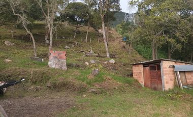 VENDO GRANDIOSA FINCA EN LA VEREDA CHICAQUE, SAN ANTONIO DEL TEQUENDAMA, CUNDINAMARCA