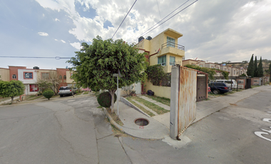 CASA EN CIRCUITO REAL DE SANTA MAGDALENA, REAL DE SAN MARTIN, VALLE DE CHALCO, ESTADO DE MÉXICO. ¡NO CREDITOS!