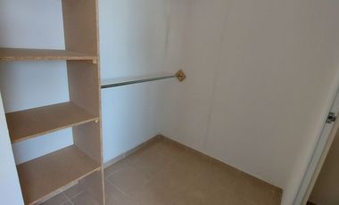 Casa en renta Equipada y Amueblado Zona Puerto Interior, en HAcienda Viñedos, 3 recámaras, 3 baños,  León, Gto.