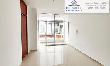 Bonita y amplia Casa en Urb. Miraflores Country Club.