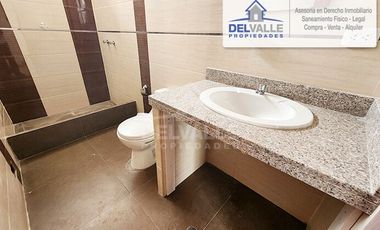 Bonita y amplia Casa en Urb. Miraflores Country Club.