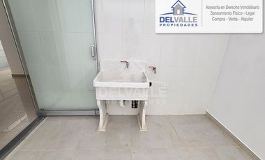 Bonita y amplia Casa en Urb. Miraflores Country Club.