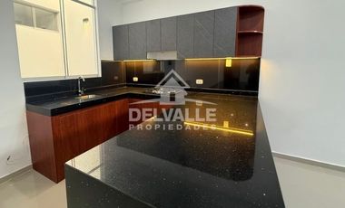 Venta - Casa moderna en Miraflores Boulevard Park Plaza