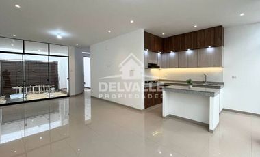 CASA EN VENTA EN ALAMEDA COUNTRY PIURA