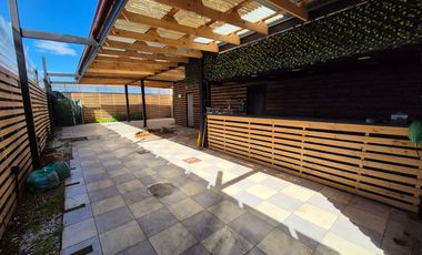 Se Vende Excelente Local Comercial en Plaza Las Heras.