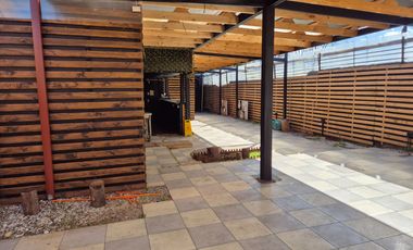 Se Vende Excelente Local Comercial en Plaza Las Heras.