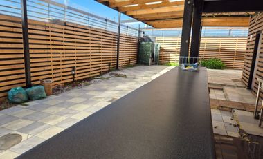 Se Vende Excelente Local Comercial en Plaza Las Heras.