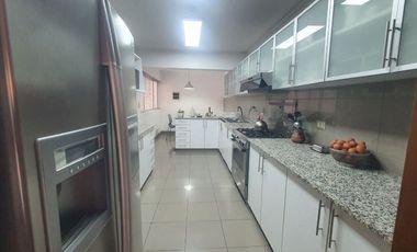 DEPARTAMENTO EN VENTA SURCO