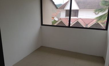 Casa en Alquiler Colinas de los Ceibos