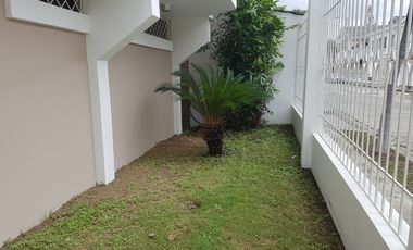 Casa en Alquiler Colinas de los Ceibos