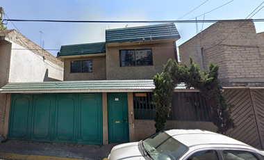 Casa en venta en La Mora, col. Ejido de San Pedro Martir, Tlalpan, CDMX