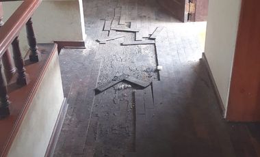 ¡Oportunidad Única! Se Vende Casa Como Terreno 188.4 M2 En SJM