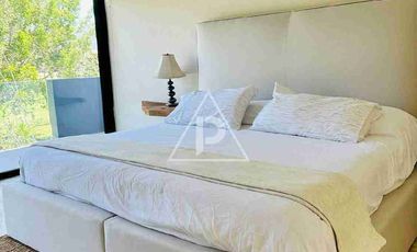 CASA DE 4 RECAMARAS DENTRO DE FRACCIONAMIENTO EN VENTA Y RENTA