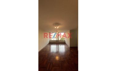 Exclusivo Departamento En Venta – San Borja