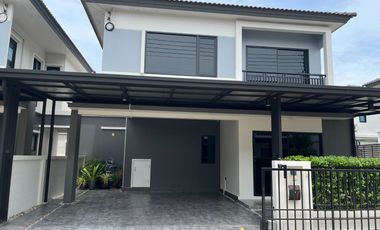 Corner Twin House for Sale/Rent – Fully Furnished & Beautifully Decorated Britania Bangna KM.42 Great Location Near Expressways, Motorway