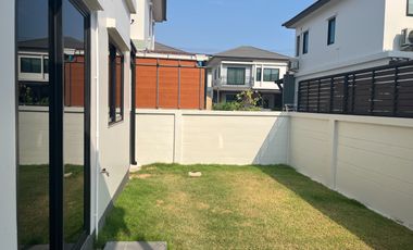 Corner Twin House for Sale/Rent – Fully Furnished & Beautifully Decorated Britania Bangna KM.42 Great Location Near Expressways, Motorway