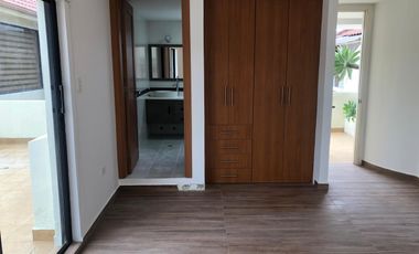 VENTA DEPARTAMENTO DÚPLEX URB. ALBERT EINSTEIN CARCELÉN