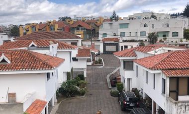 VENTA DEPARTAMENTO DÚPLEX URB. ALBERT EINSTEIN CARCELÉN