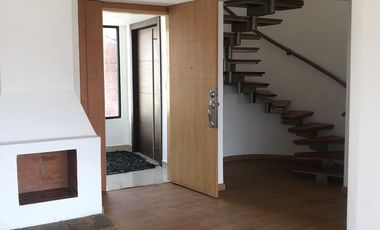 VENTA DEPARTAMENTO DÚPLEX URB. ALBERT EINSTEIN CARCELÉN