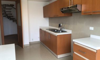 VENTA DEPARTAMENTO DÚPLEX URB. ALBERT EINSTEIN CARCELÉN