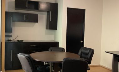 Casa amueblada en renta. Fraccionamiento Puerta Real, Zona Country Villahermosa Tabasco.