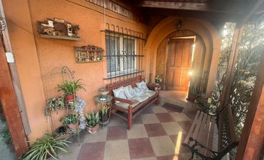 VENDO HERMOSA CASA INDEPENDIENTE. CONDELL SUR QUILPUÉ